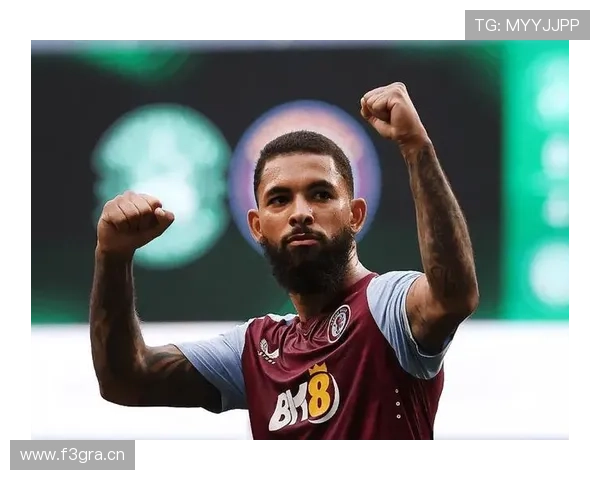 维拉有意签回道格拉斯路易斯